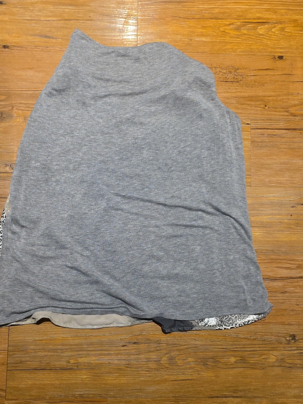 Coldwater Creek Mixed-Print Patchwork Sleeveless Top in Gray & Black - Picture 3 of 6